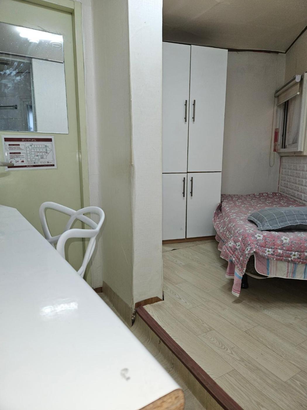 Hub House Livingtel Hostel Seoul Luaran gambar